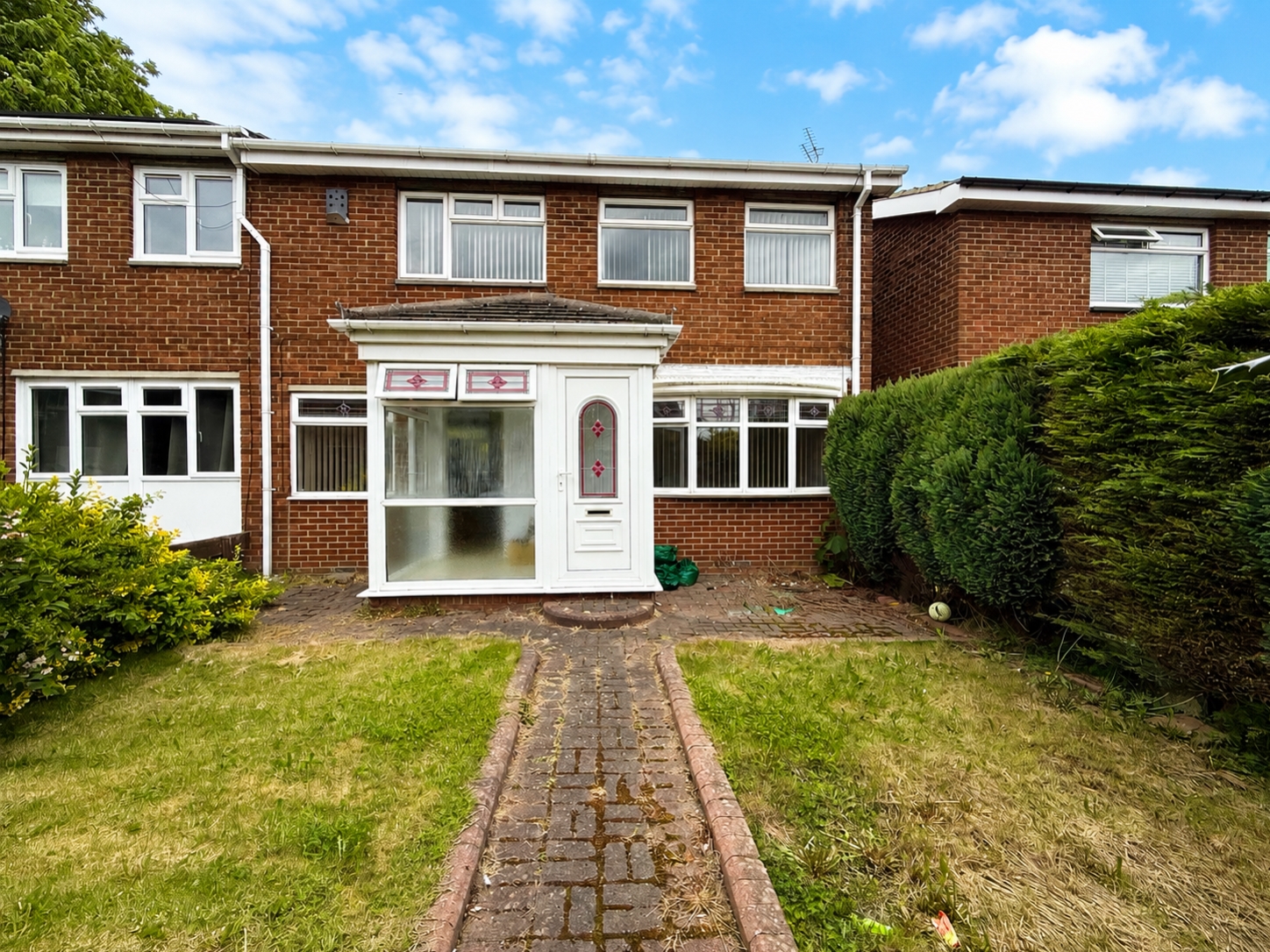 TYLDESLEY SQUARE, SUNDERLAND, SR3