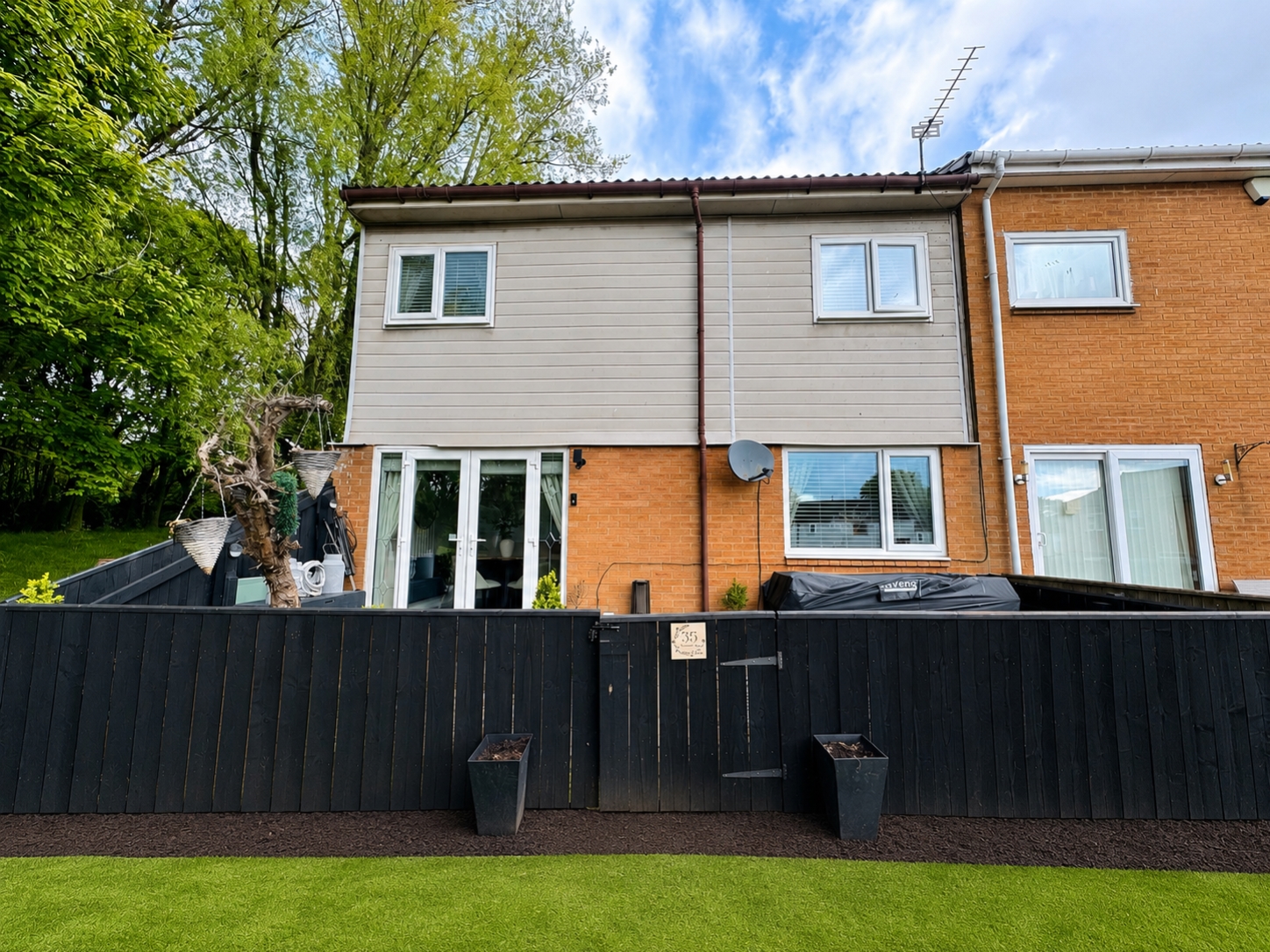 COTSWOLD PLACE, PETERLEE, COUNTY DURHAM, SR8