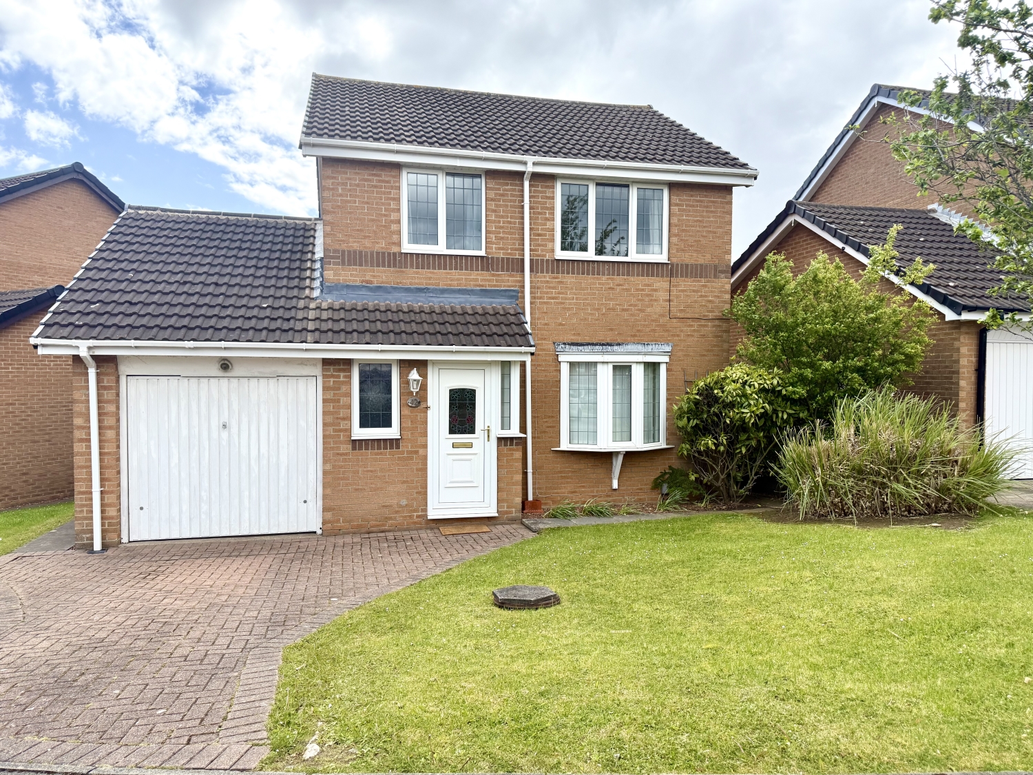 MOUNTSTON CLOSE, NAISBERRY PARK