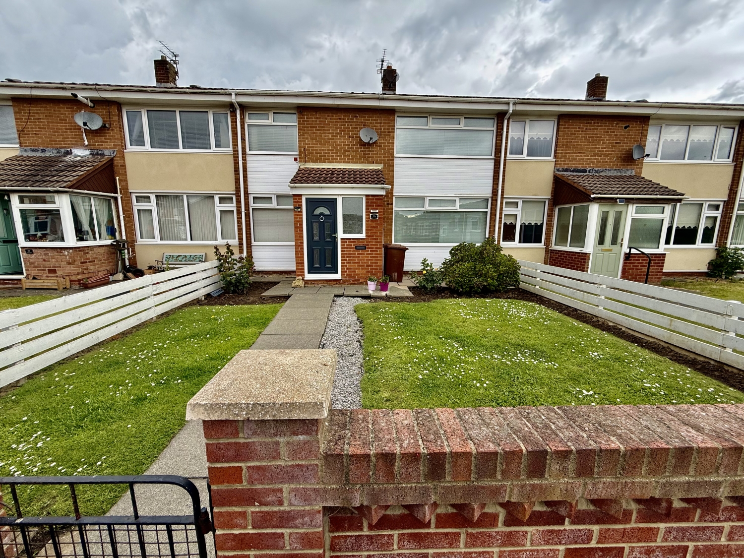 TREDEGAR WALK, THROSTON GRANGE