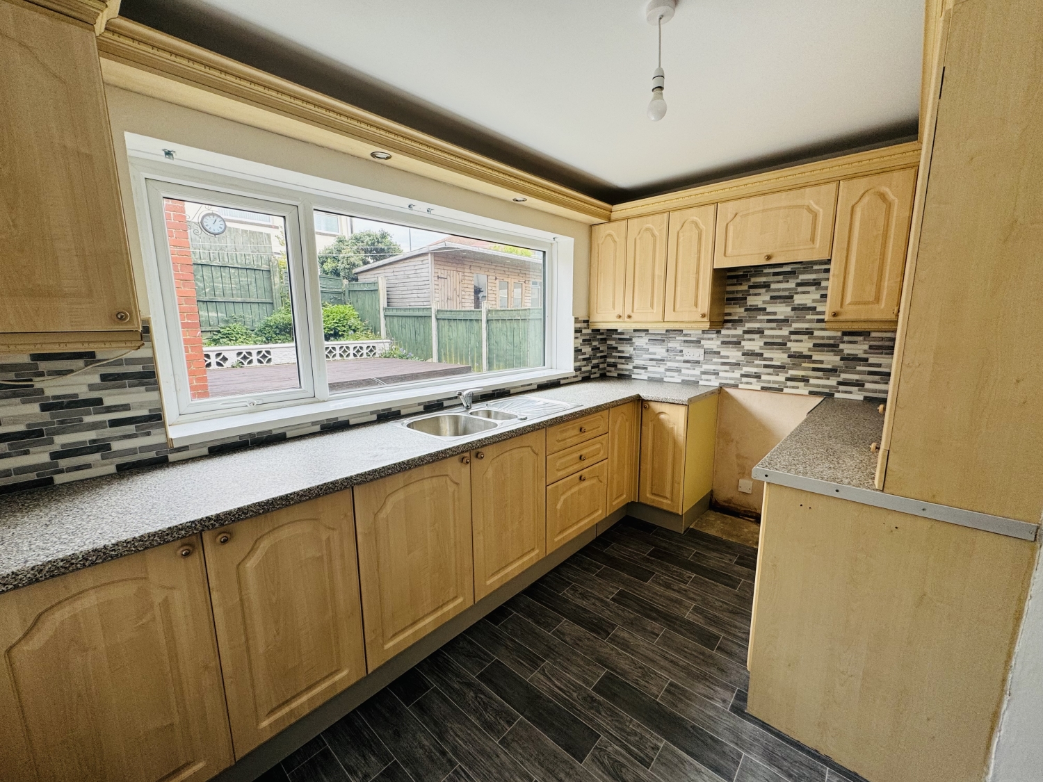 BROADWAY AVENUE, TRIMDON VILLAGE Dowen Estate & Letting Agents