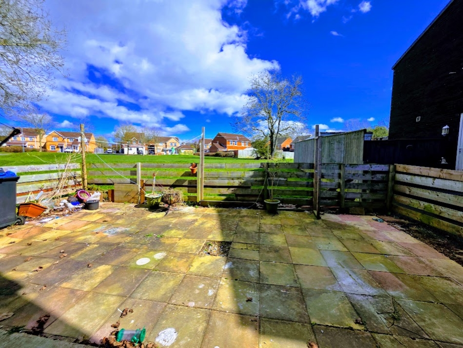 ASKRIGG CLOSE, NEWTON AYCLIFFE, COUNTY DURHAM, DL5