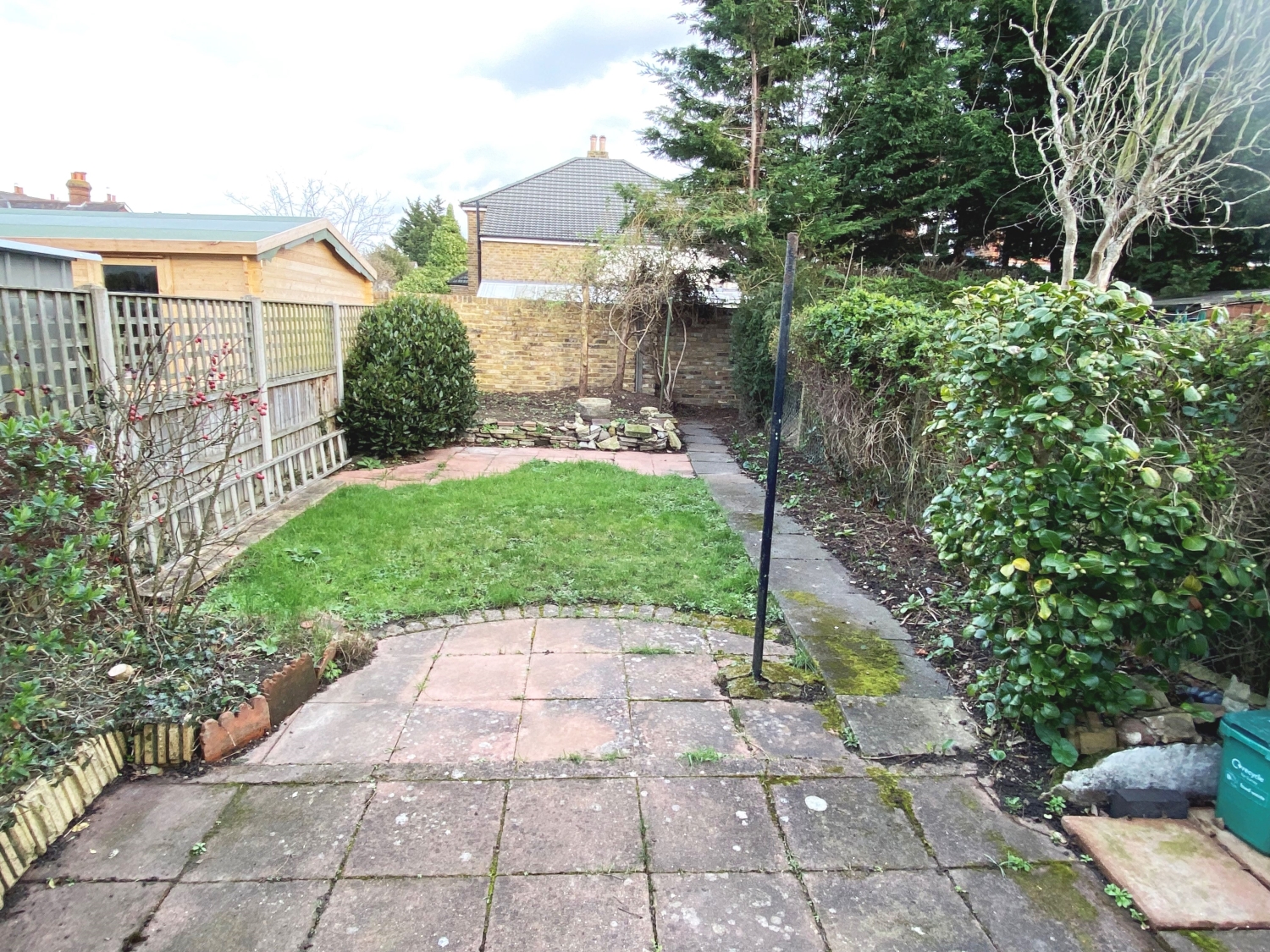 3 bedroom end of terrace house for sale in Park Road, Egham, Surrey, TW20