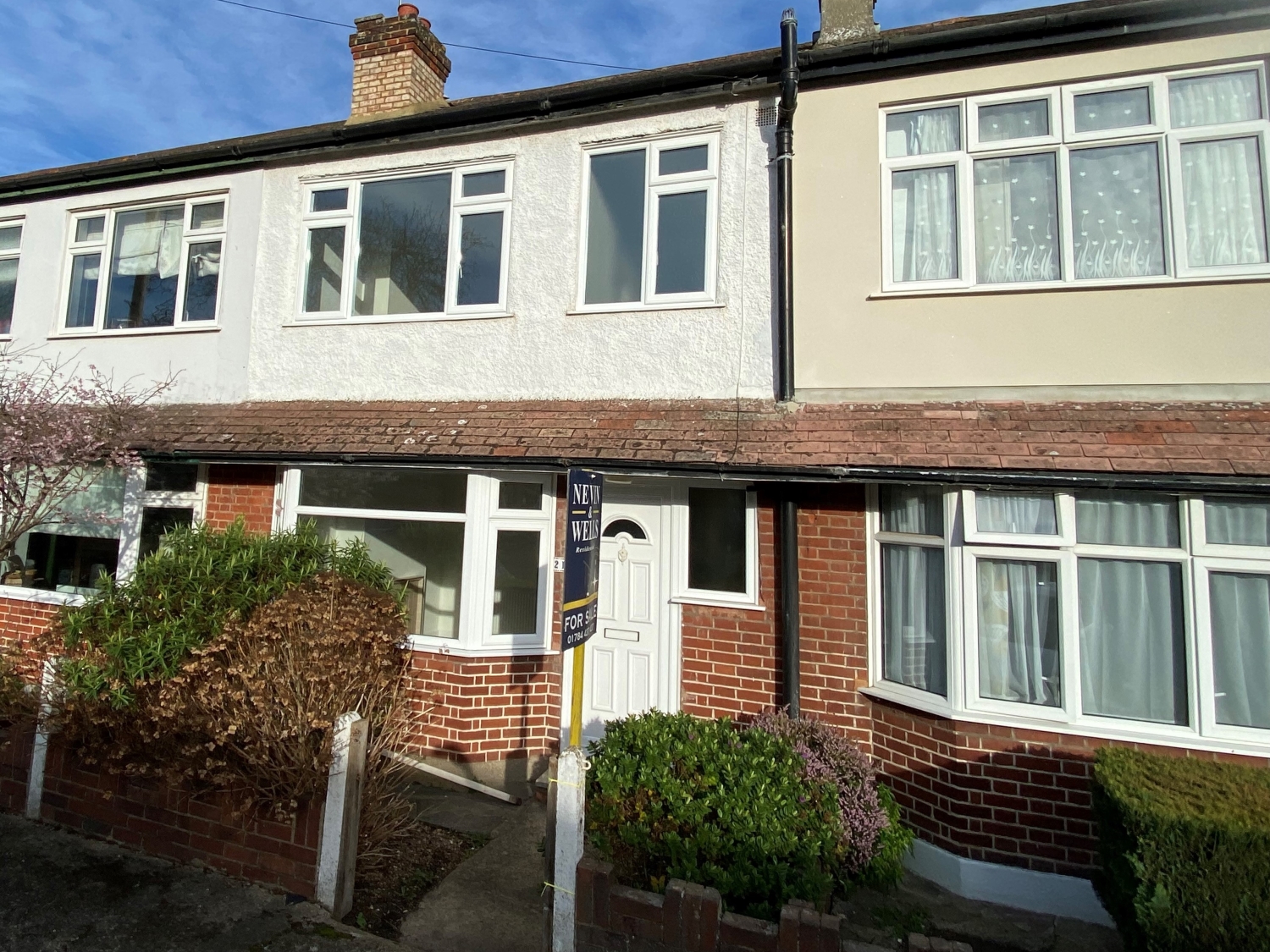 3 bedroom end of terrace house for sale in Park Road, Egham, Surrey, TW20