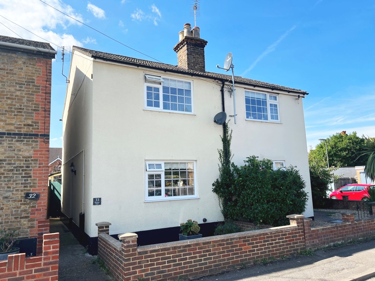 3 bedroom end of terrace house for sale in Park Road, Egham, Surrey, TW20