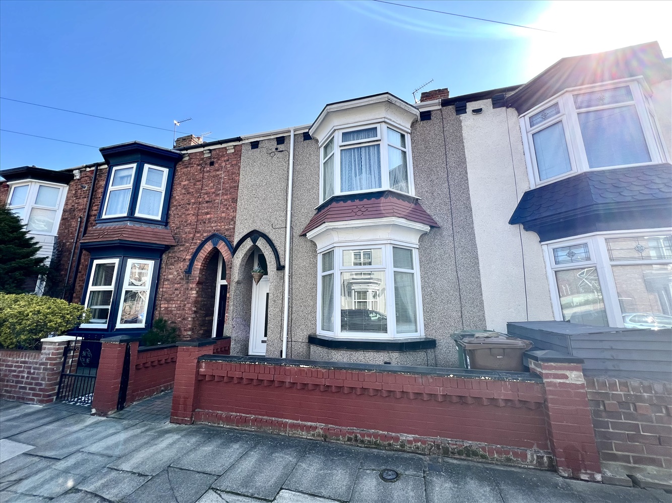 ARNCLIFFE GARDENS, PARK ROAD Dowen Estate & Letting Agents